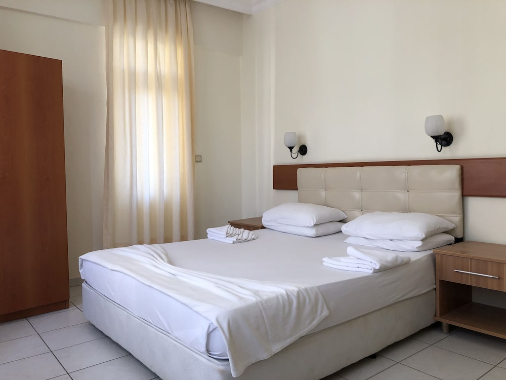 

Napoli - Side - Melissa Garden Apart Hotel