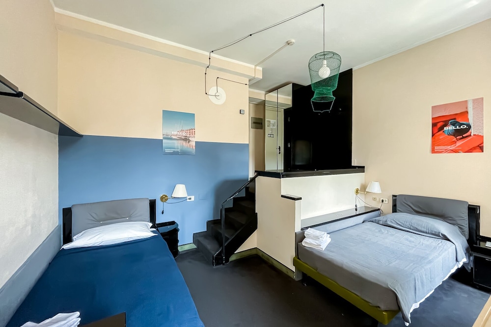 

Catania - Genova - Hotel Britannia