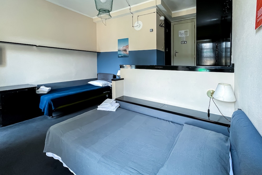 

Verona - Liguria, Mare Italia - Hotel Britannia