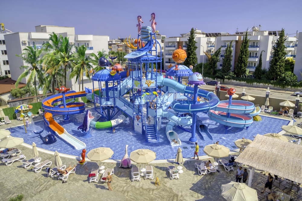

Roma - Mahmutlar - Blue Wave Suite Hotel