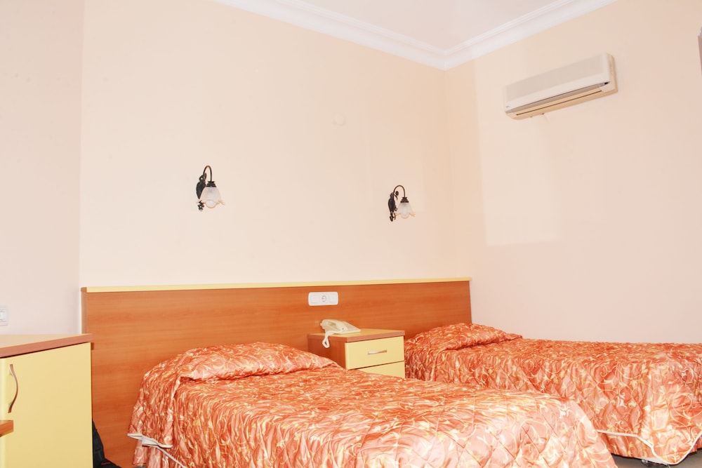 

Roma - Side - Side Kervan Hotel