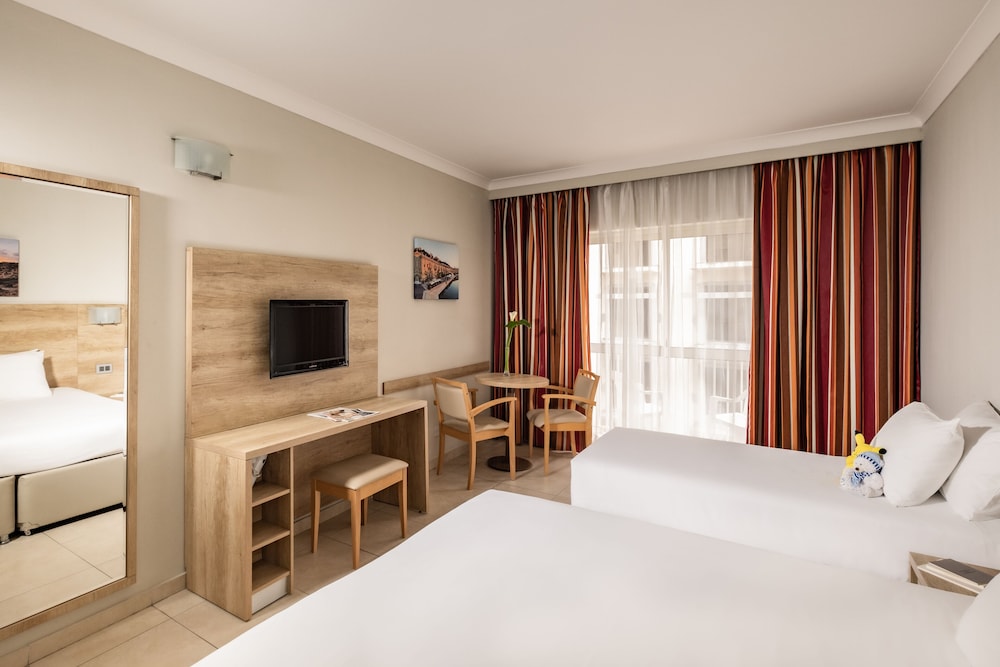 

Bologna - Mellieha - QAWRA Palace Resort & SPA