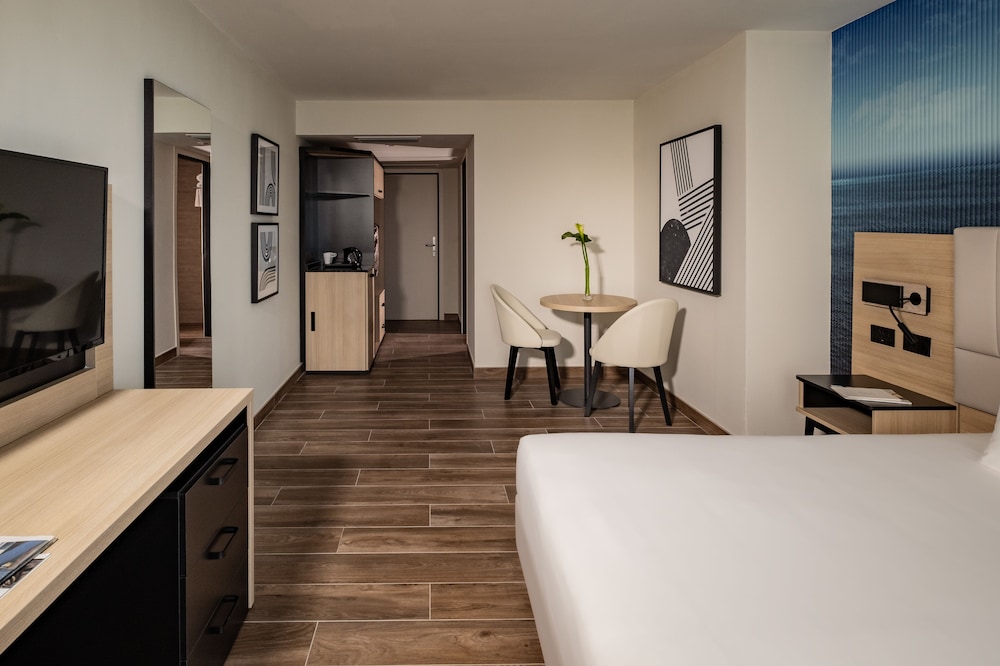 

Torino - Msida - QAWRA Palace Resort & SPA