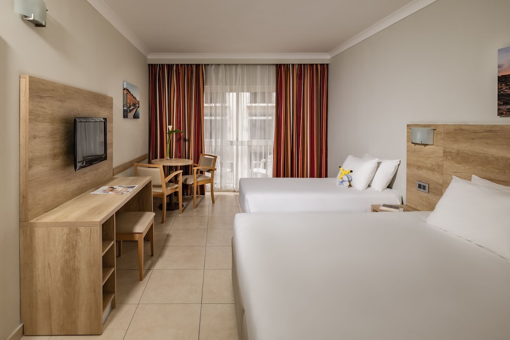 

Napoli - Malta - QAWRA Palace Resort & SPA