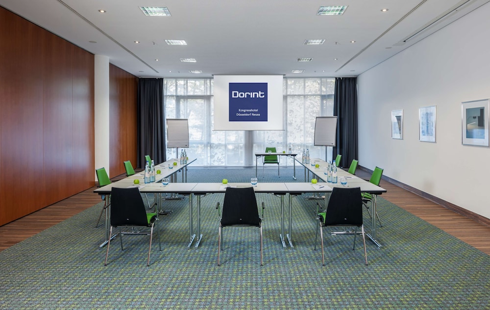 

Catania - Neuss - Dorint Kongresshotel Düsseldorf/Neuss