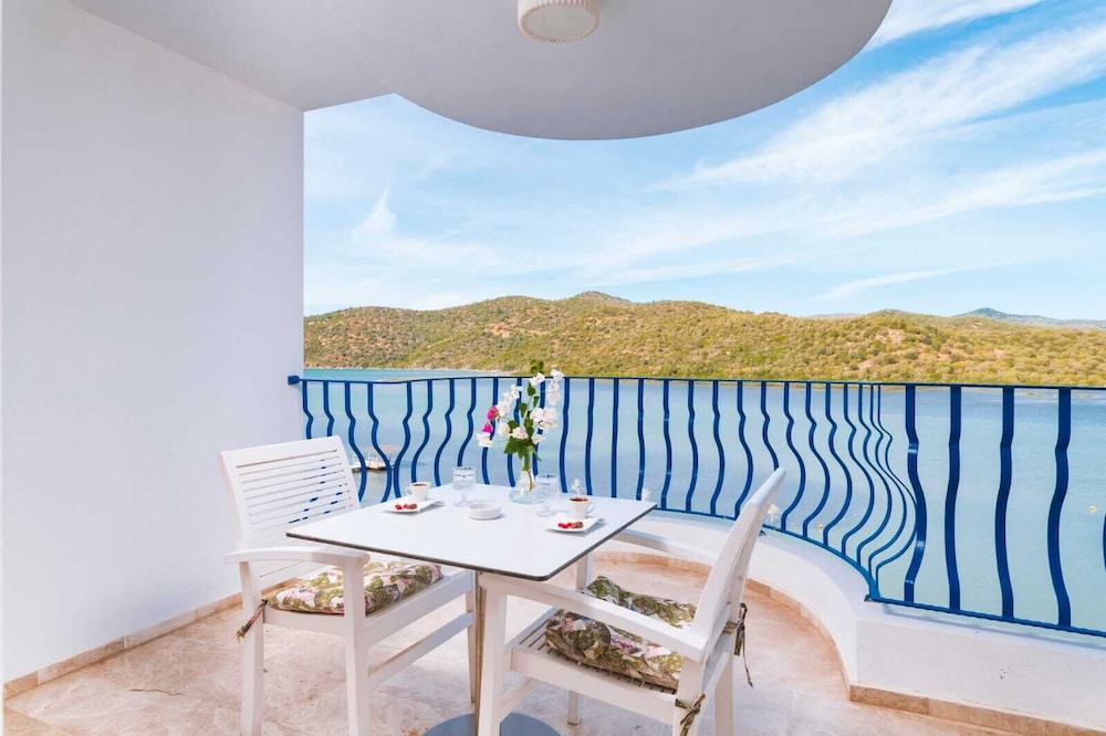 

Bari - Güvercinlik - Yalıçapkını Boutique Hotel - Boutique Class