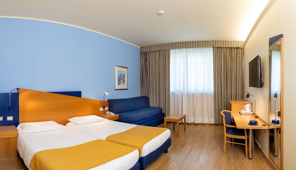 

Napoli - Aosta - Express Hotel Aosta East