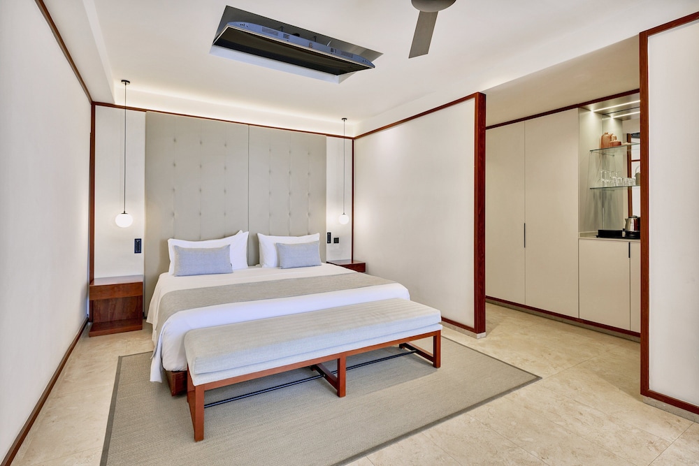 

Milano - Uvero Alto - Live Aqua Punta Cana - All Inclusive - Adults Only