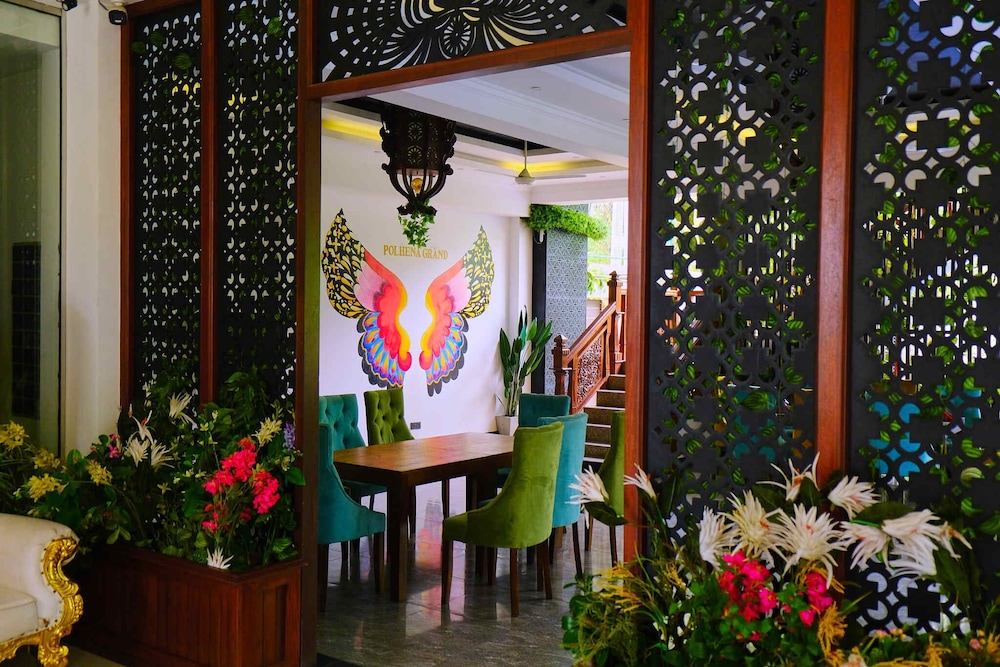 

Genova - Matara - Polhena Grand Resort