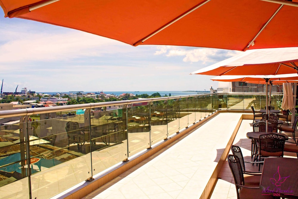 

Milano - Grave Island - Island Paradise Inn