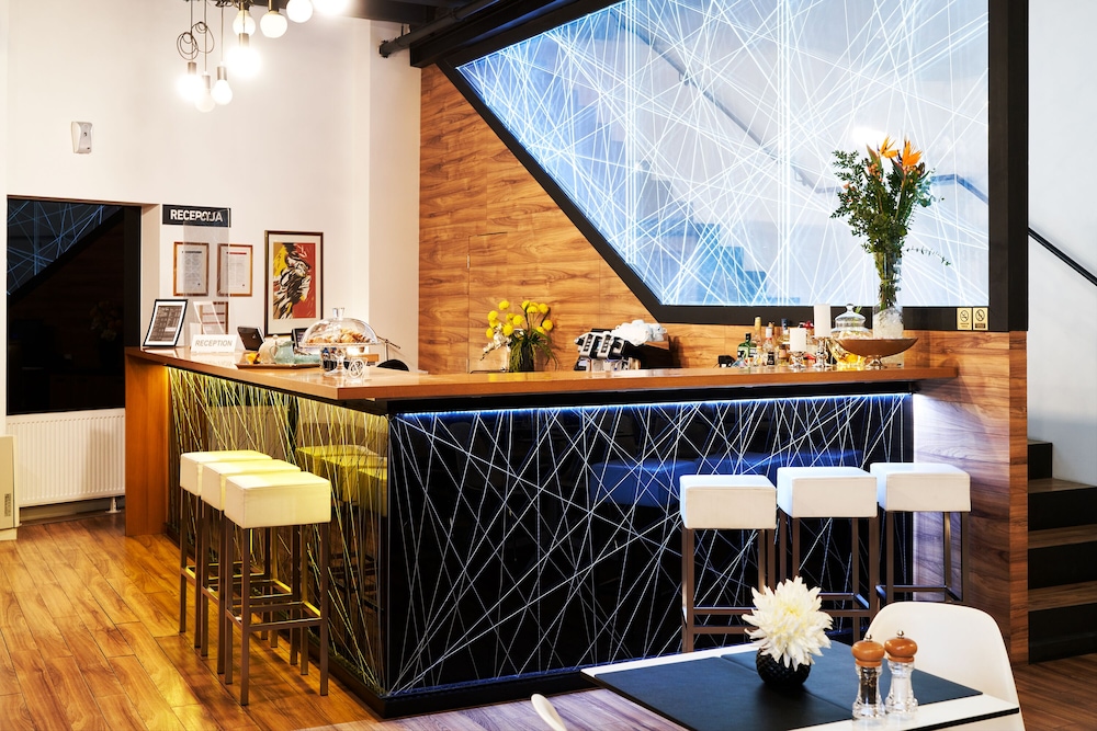 

Milano - Zagabria - Art Hotel Like