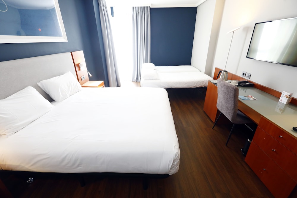 

Cagliari - Aeroporto di Madrid - Travelodge Madrid Coslada Aeropuerto