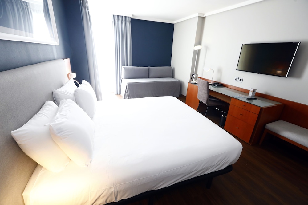 

Pisa - Aeroporto di Madrid - Travelodge Madrid Coslada Aeropuerto