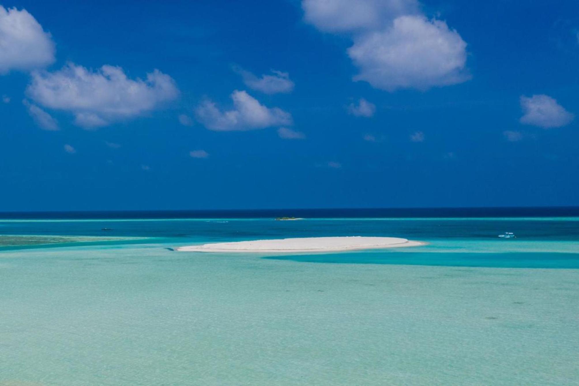 

Roma - Medhufushi - Cinnamon Hakuraa Huraa Maldives
