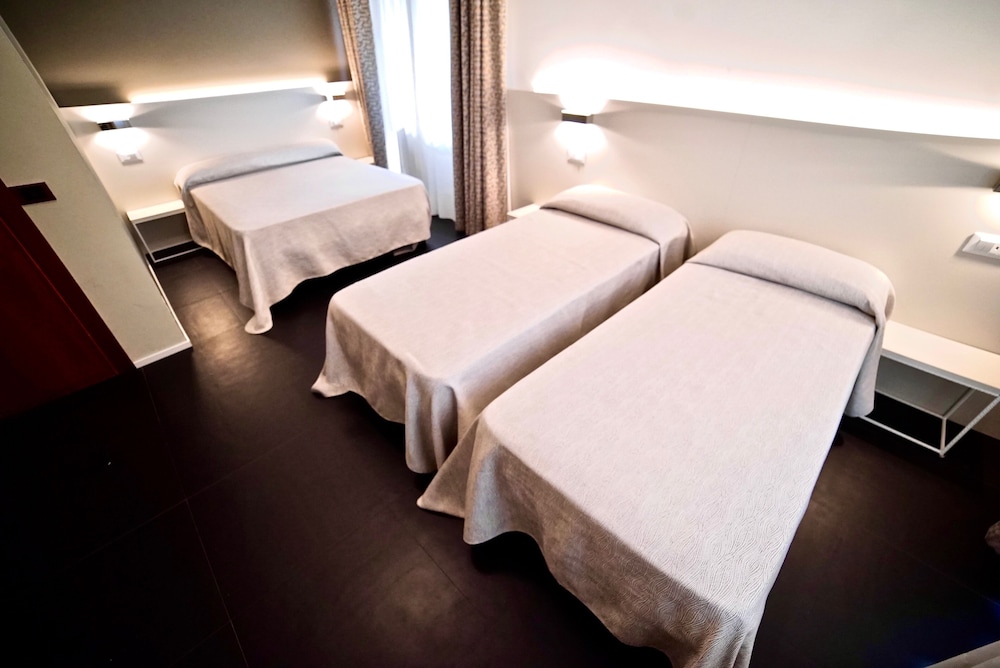 

Bari - Mestre - Hotel Centrale