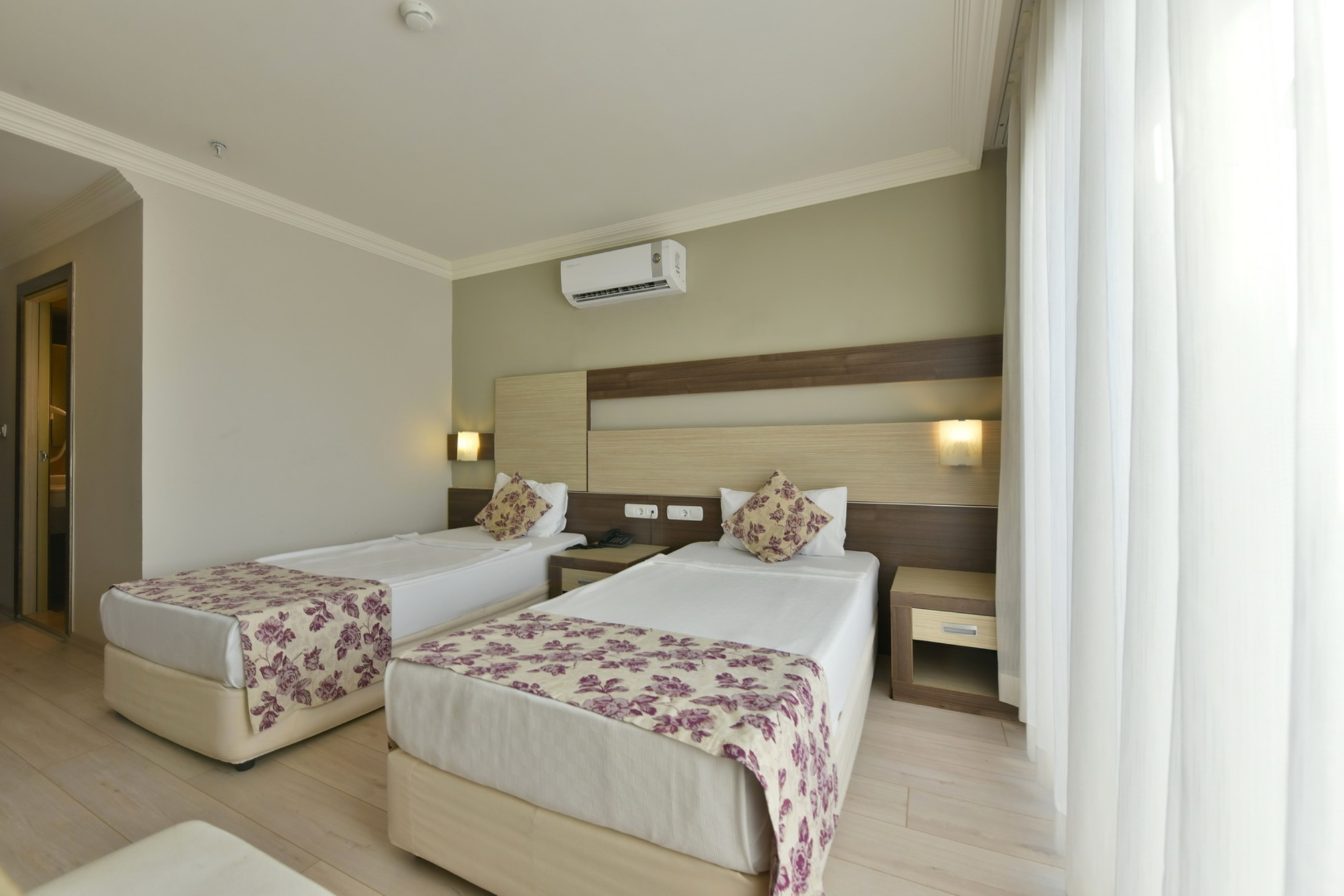 

Verona - Avsallar - Royal Garden Beach Hotel