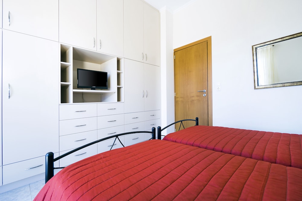 

Roma - Stavros - Skamagkas M. Apartments