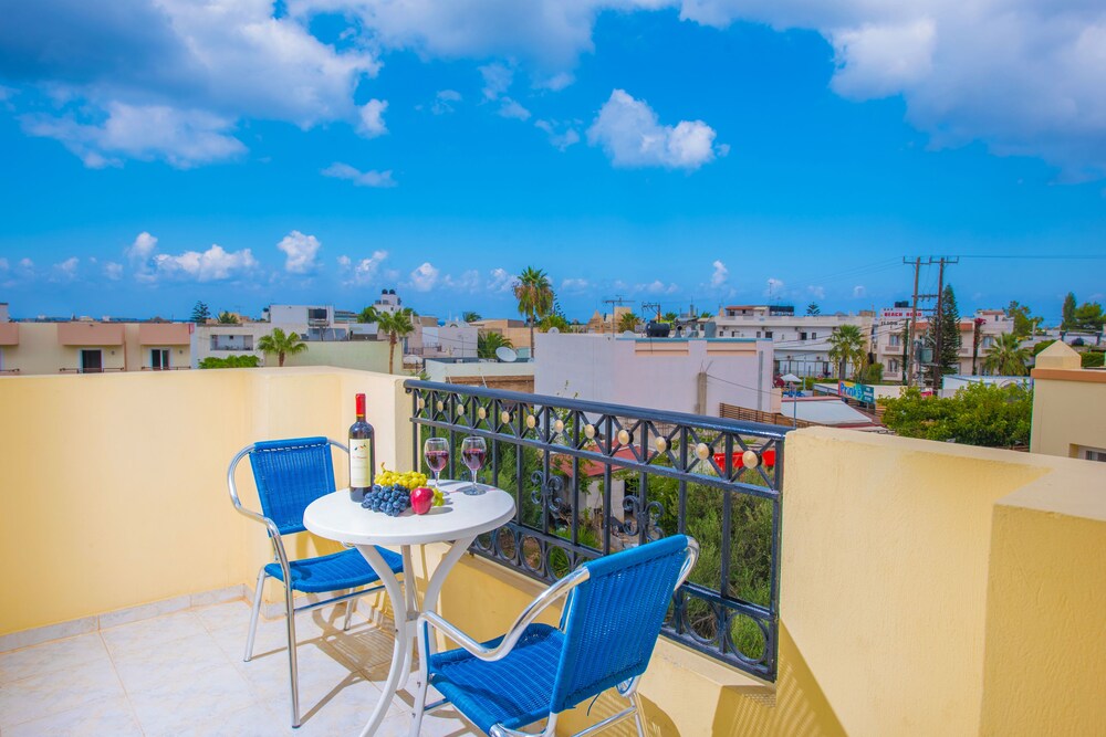 

Venezia - Malia - Irida Apartments by Estia