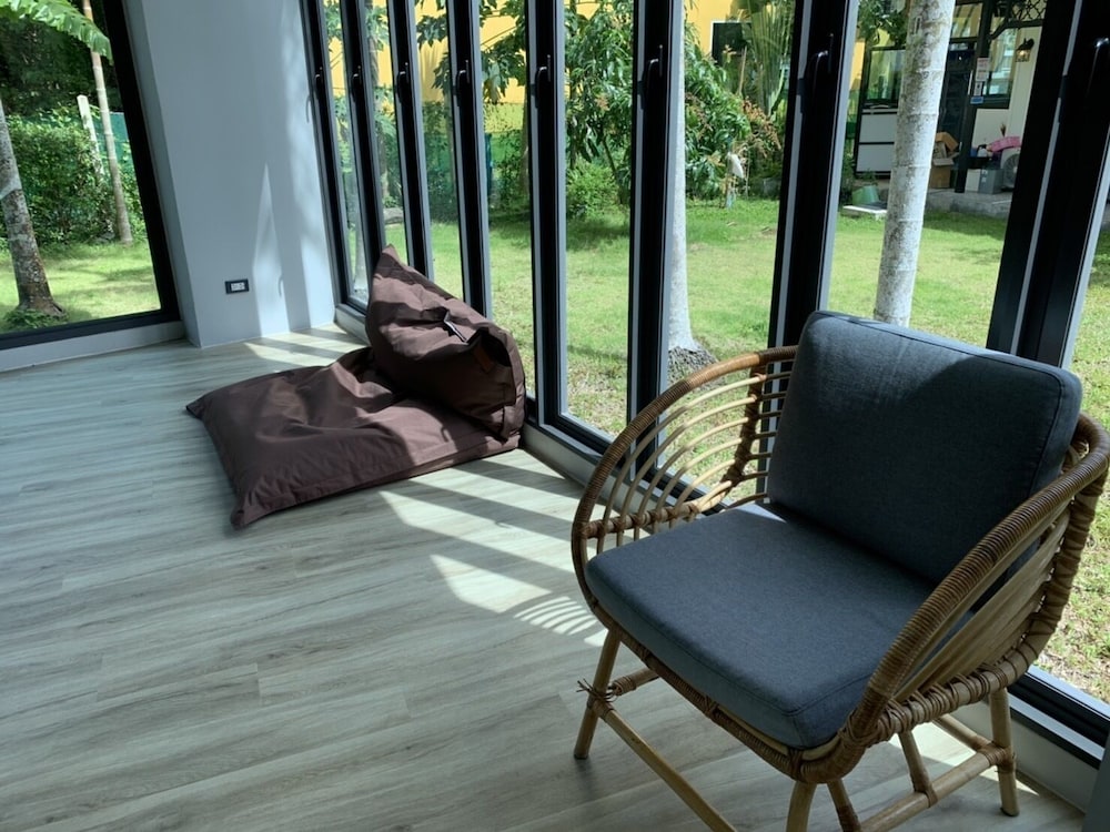 

Roma - Mai Khao Beach - Atom Phuket Hotel -SHA Plus