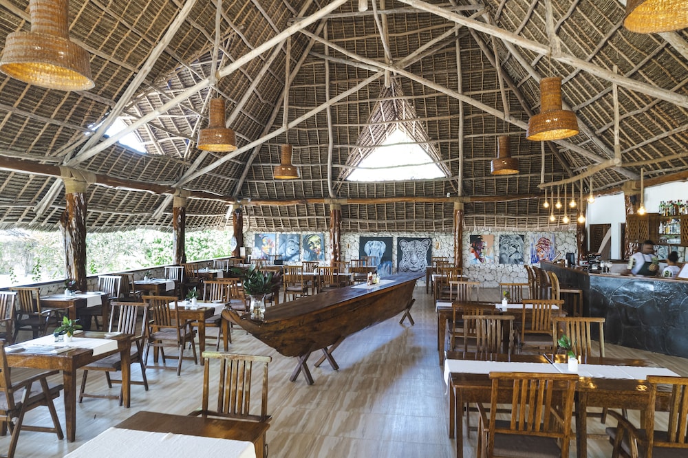 

Roma - Kiwengwa - White Paradise Zanzibar
