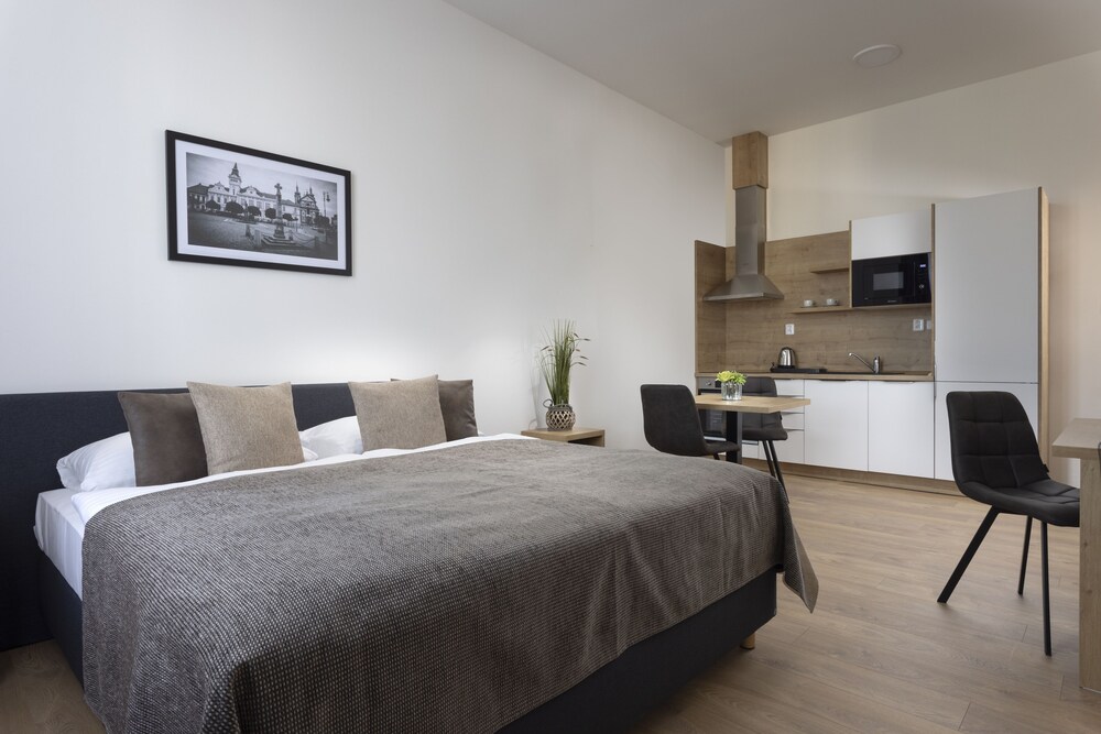 

Milano - Mladá Boleslav - Residence Morris Mladá Boleslav