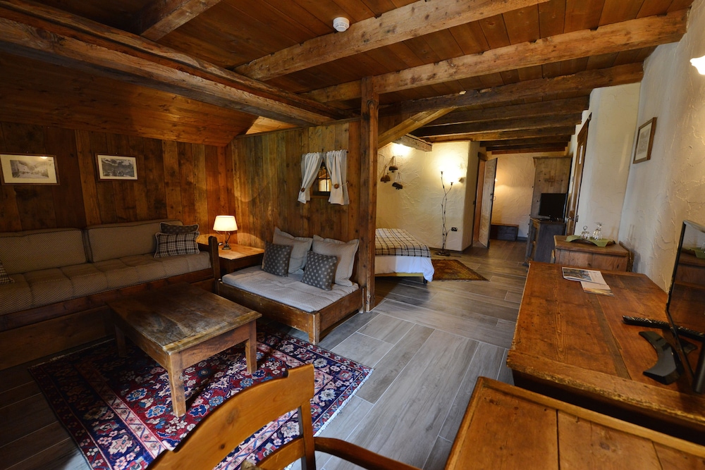 

Brindisi - Cogne - La Madonnina Del Gran Paradiso Wellness Hotel