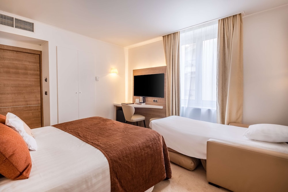 

Bologna - Saint-Tropez - Best Western Premier Hotel Prince de Galles