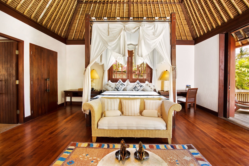 

Roma - Tanjung - The Oberoi Beach Resort, Lombok
