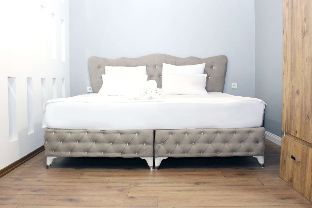 

Verona - Istanbul - Avist Hotel Avcılar