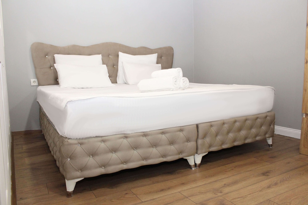

Roma - Istanbul - Avist Hotel Avcılar