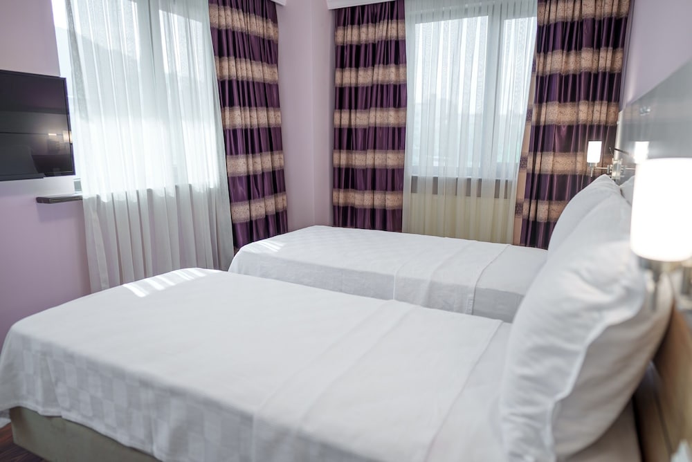 

Palermo - Bursa - TOK EPİK HOTEL