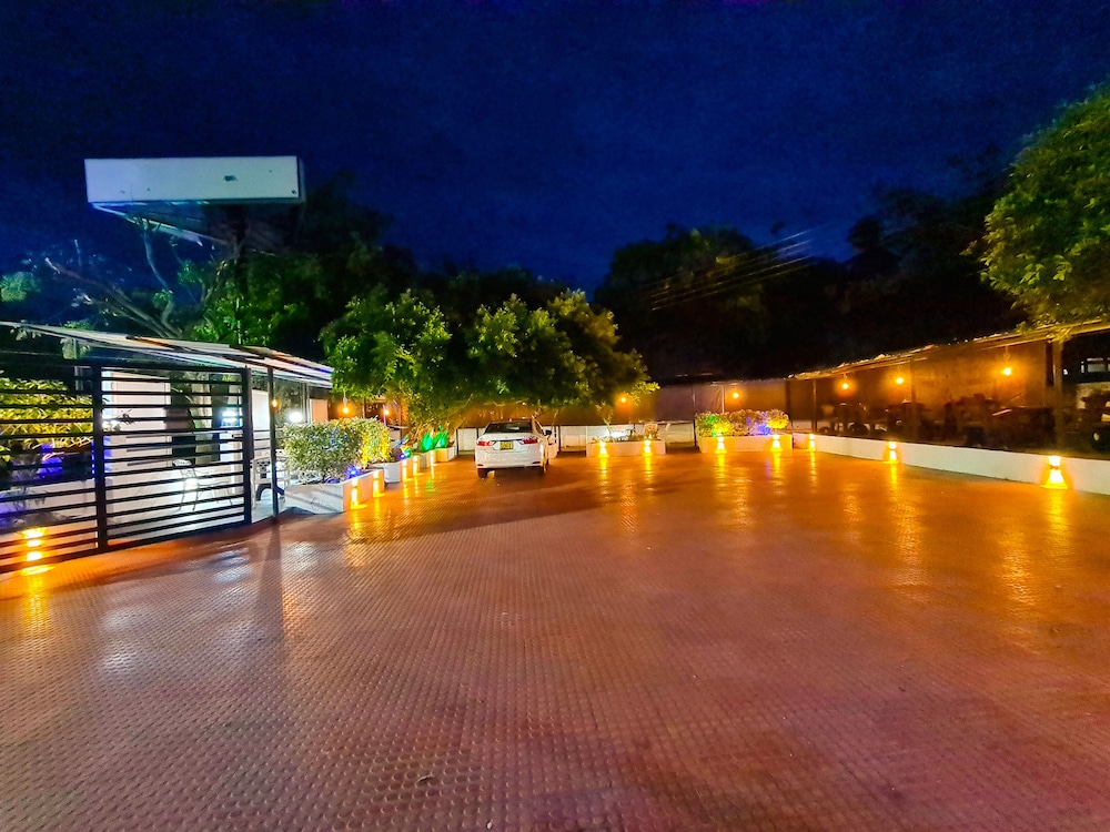 

Roma - Hambantota - Hambantota Beach Hotel
