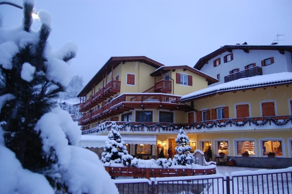 

Milano - Bellamonte - Hotel Alle Alpi