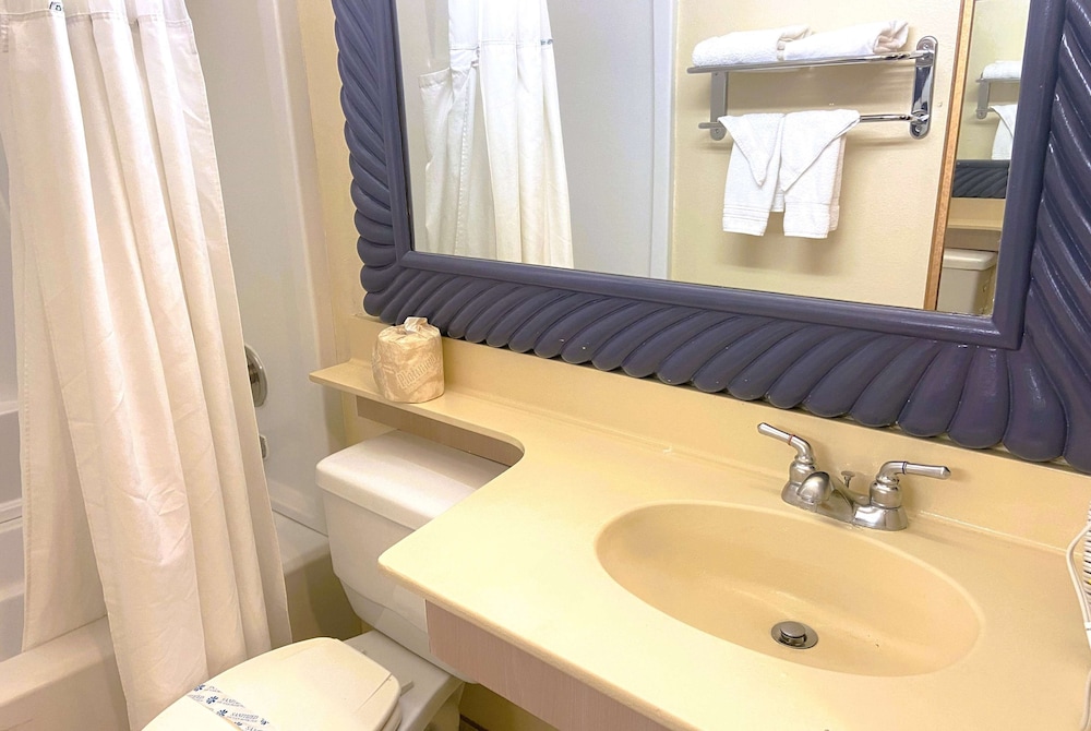 

Milano - Beverly Hills (CA) - Ramada By Wyndham Los Angeles/Wilshire Center