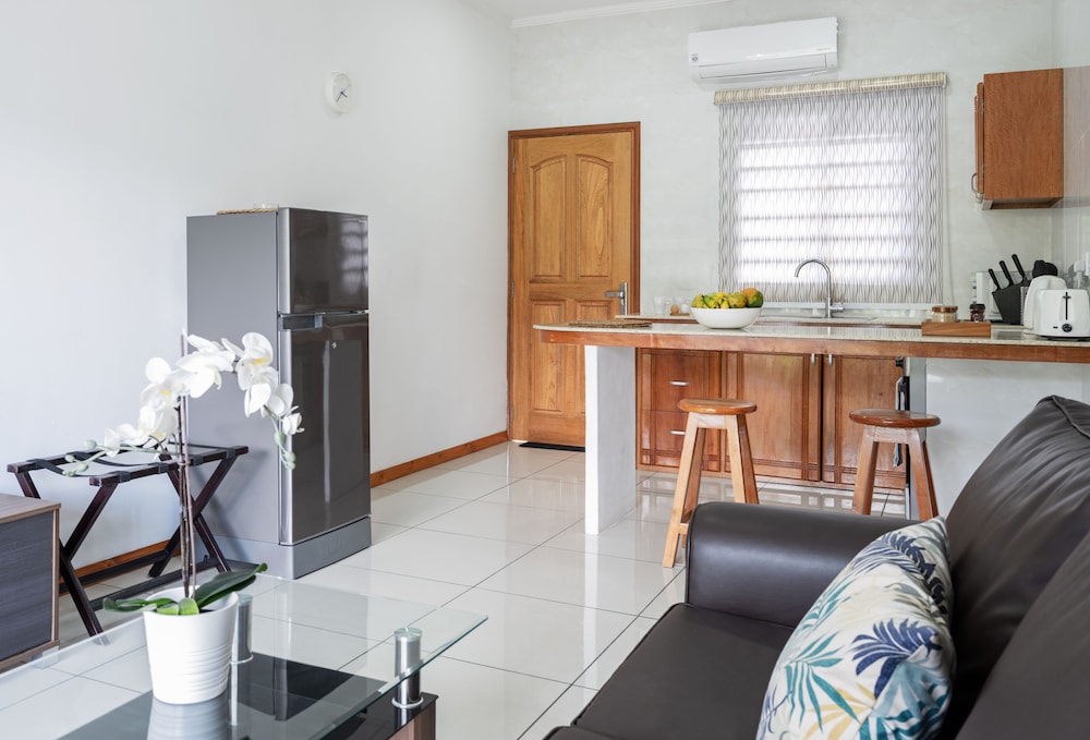 

Milano - Isola di Mahé - Creole Breeze Self Catering Apartments