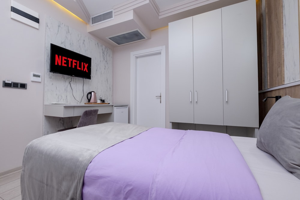

Bari - Istanbul - Lavender Airport Hotel