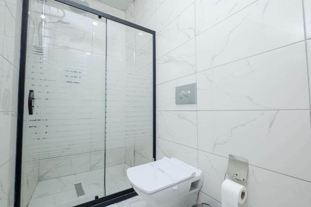 

Torino - Istanbul - Lavender Airport Hotel