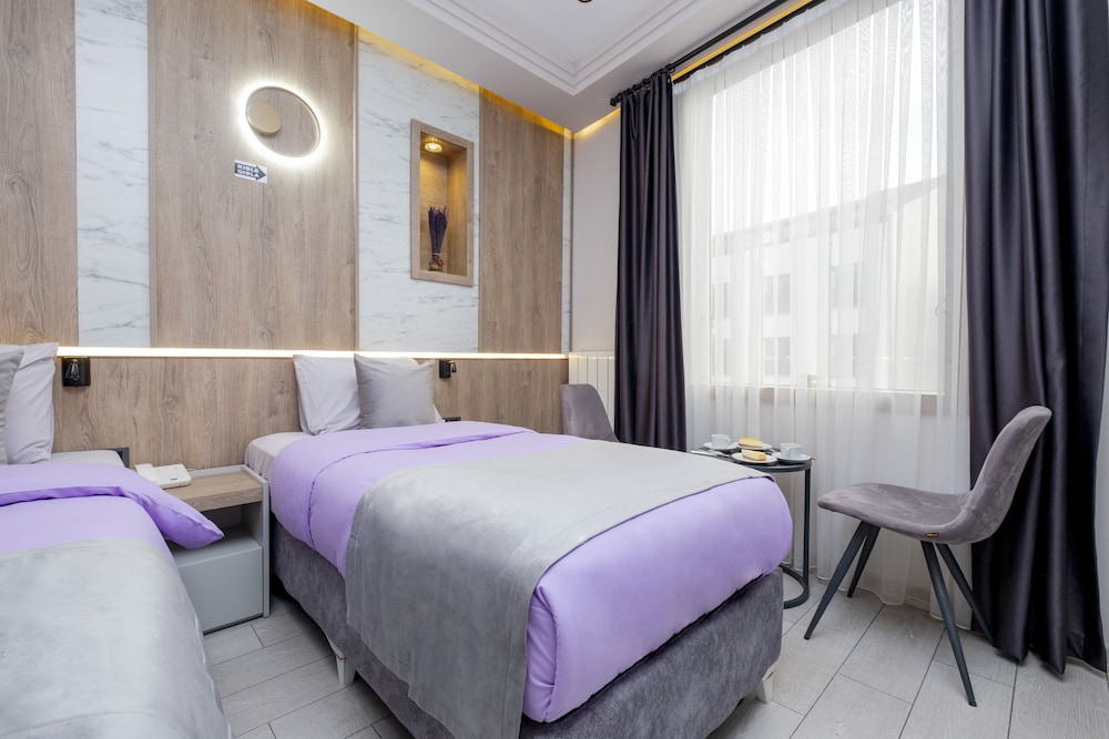 

Napoli - Istanbul - Lavender Airport Hotel