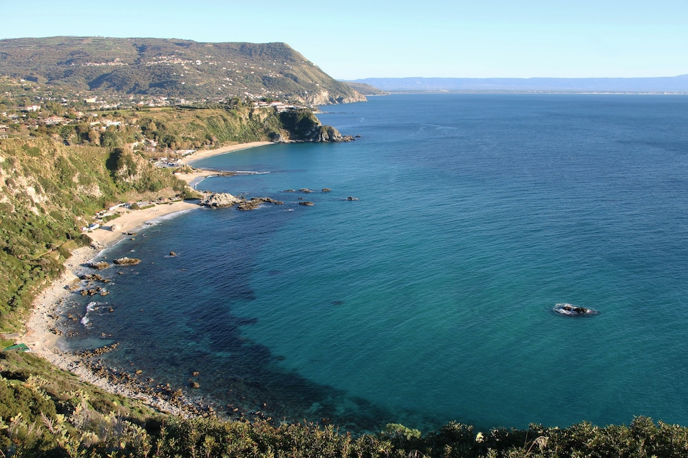 

Verona - Tropea - Hotel L'Ancora