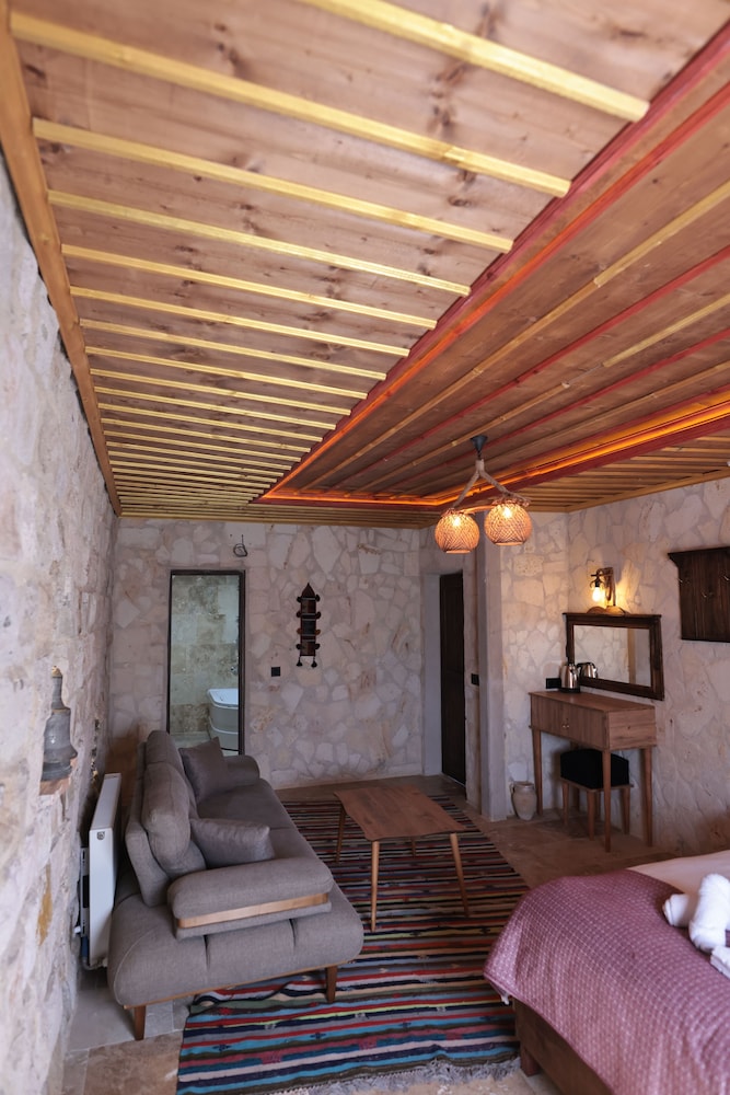 

Bologna - Nevsehir - Stone Owl Otel & Restaurant
