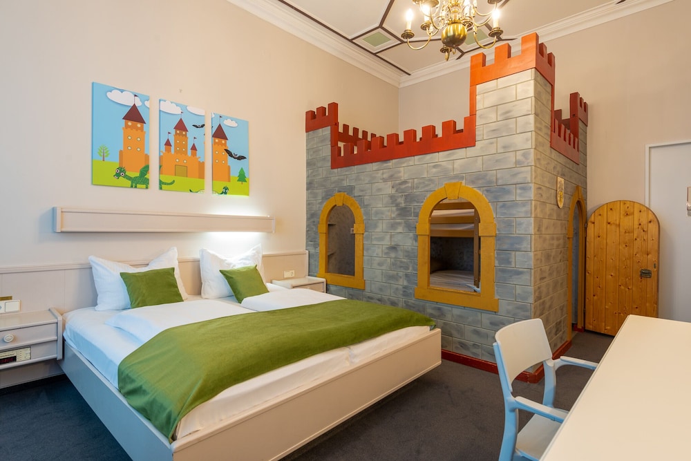 

Pisa - Berlino - W22 Hotel am Kurfürstendamm