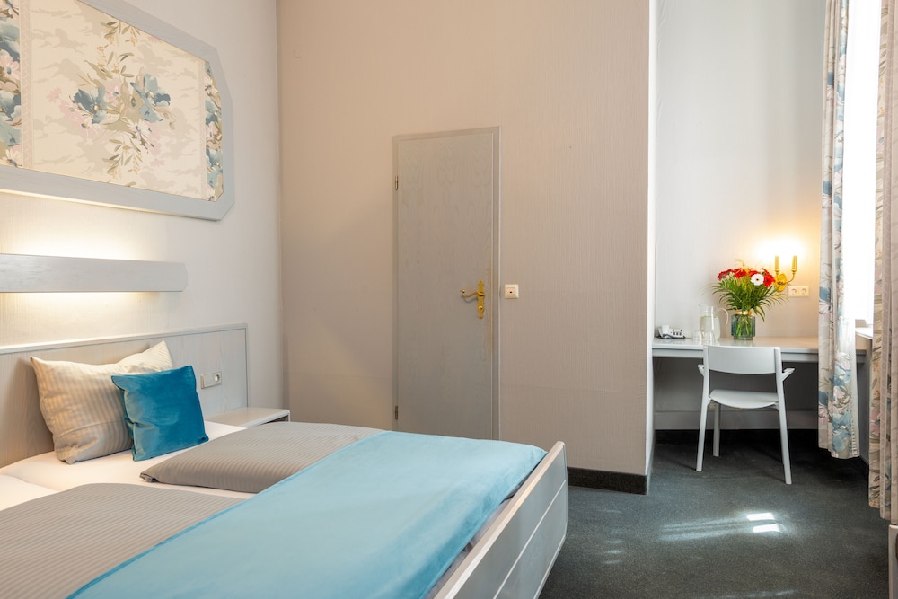 

Pisa - Berlino - W22 Hotel am Kurfürstendamm