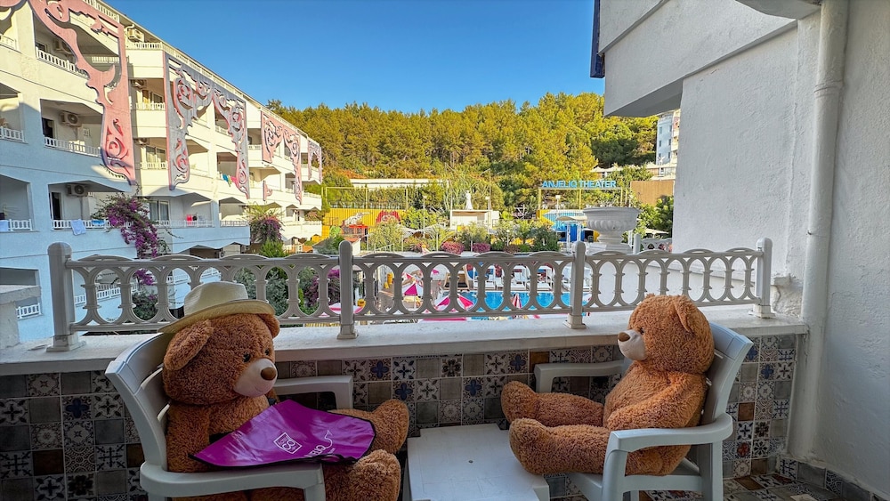 

Bologna - Konaklı - Club Hotel Anjeliq