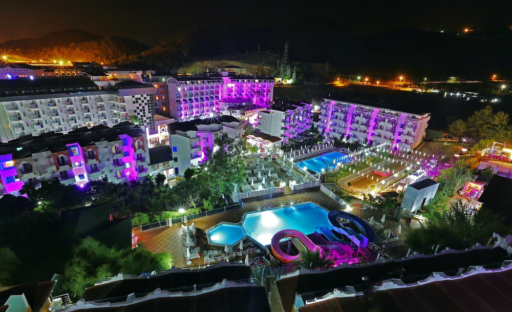

Bari - Alanya - Club Hotel Anjeliq