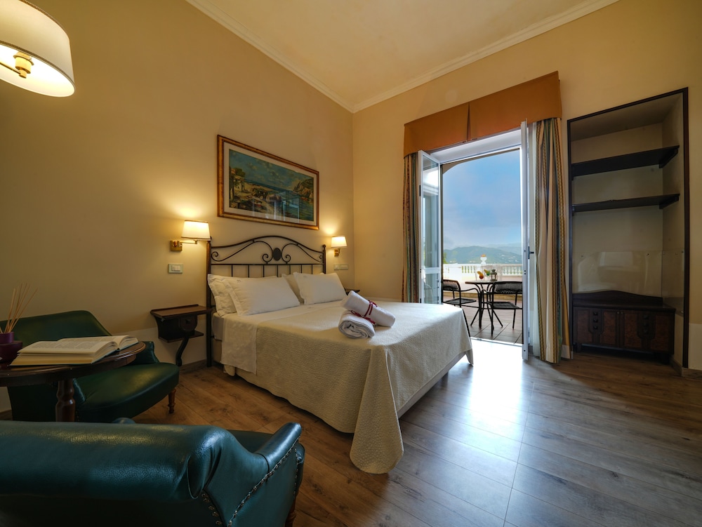 

Milano - Cetara - Hotel Scapolatiello