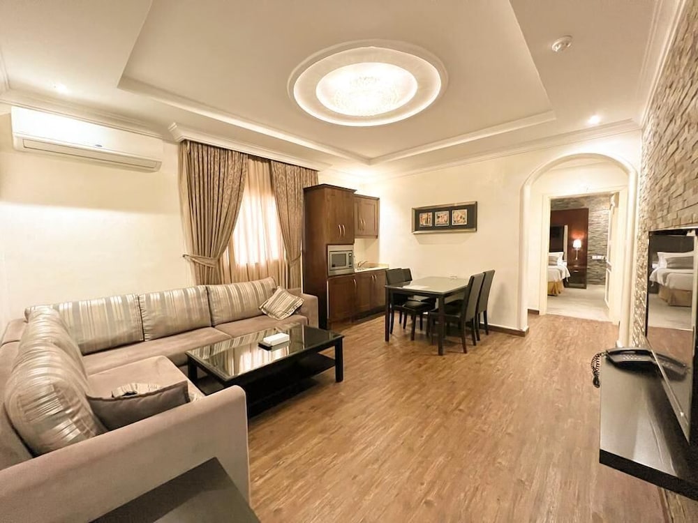 

Milano - Jeddah - loren serviced Apartment Alslamah