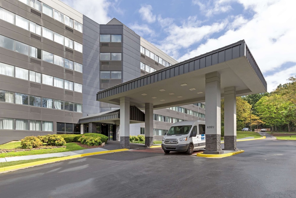 

Milano - Baltimora - Clarion Hotel & Suites BWI Airport North