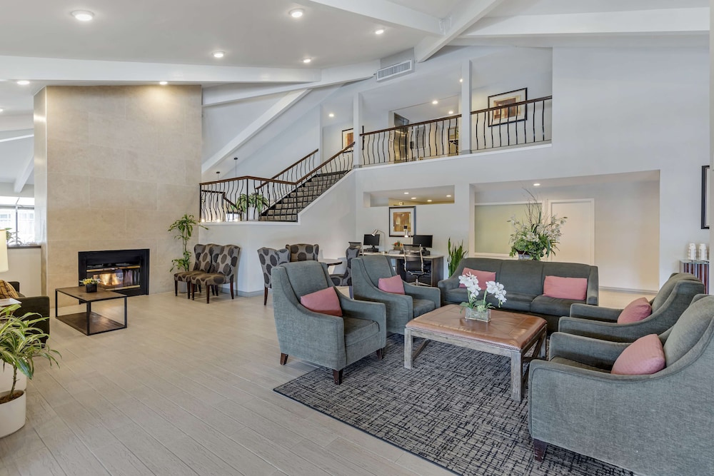 

Milano - La Puente - Best Western Plus Executive Inn