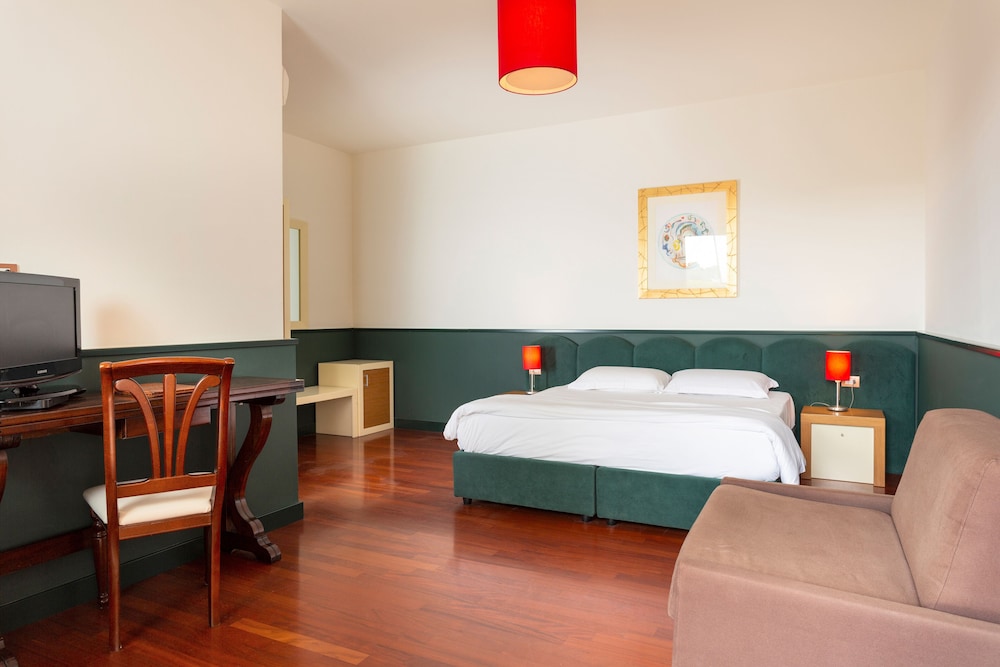 

Milano - Nardò - Hotel Ghalà