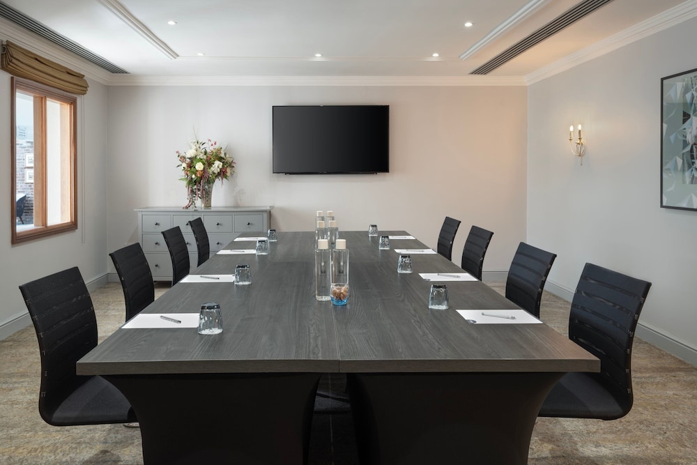 

Milano - Bolton - Delta Hotels by Marriott Worsley Park Country Club